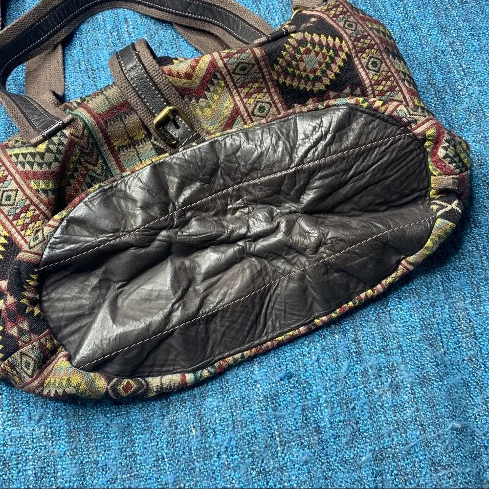 Vintage Wilsons Leather Tapestry Print Aztec Duffle Crossbody Bag Western Boho